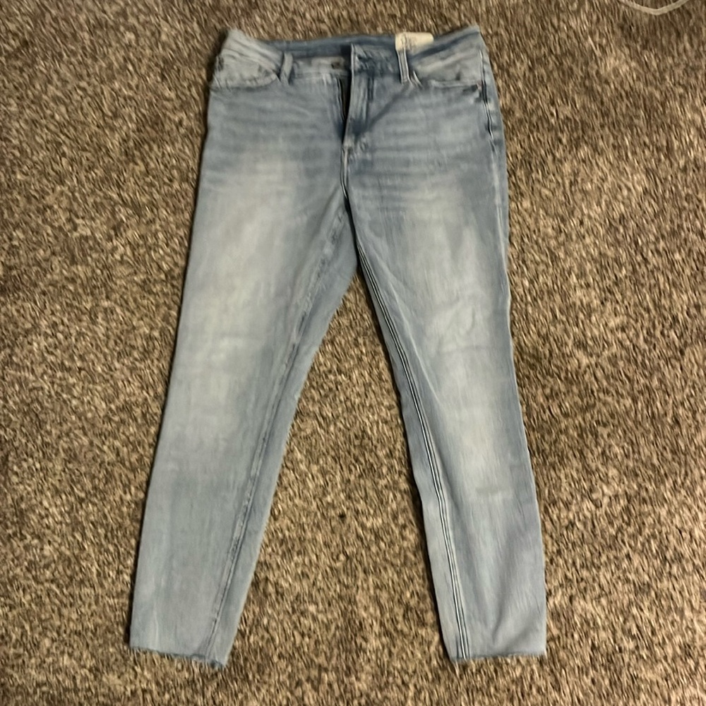 NWOT light blue skinny jeans